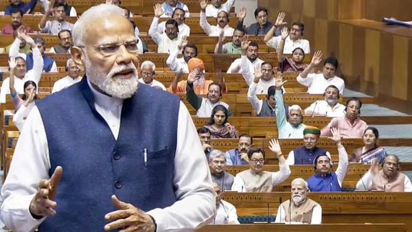 మోదీ కొత్త చరిత్ర - విపక్షాలు కుదేల్, ఒక్క నిర్ణయంతో సీన్ ఛేంజ్..!!
