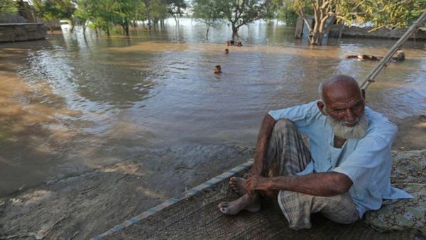 రూ. 60 కోట్లతో వర్షాన్ని ఆపేస్తాం: మరోసారి నవ్వులపాలయ్యేందుకు పాకిస్థాన్ రెడీ ..!
