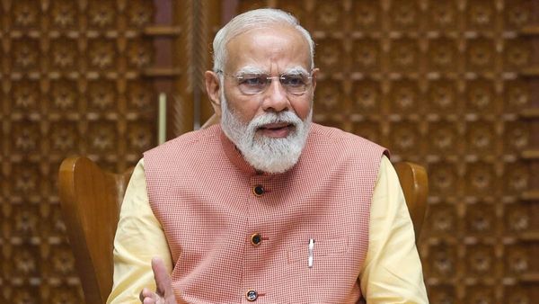 సారీ.. సర్: ప్రధాని మోదీకి క్షమాపణలు చెప్పిన సోషల్ మీడియా దిగ్గజం 