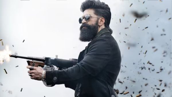 'టాక్సిక్' మూవీ వారికి మాత్రమే.. సినిమా అంతా అవే ఉంటాయి..!