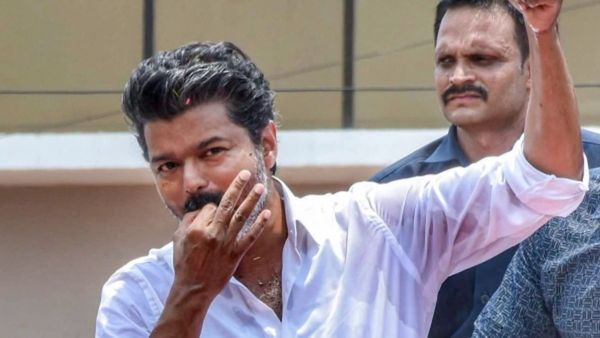 Vijay: దురంధర్ గా విజయ్..! క్రేజ్ సొమ్ముచేసుకుంటున్న ఉత్తరాది-అంతా ఫేక్..!