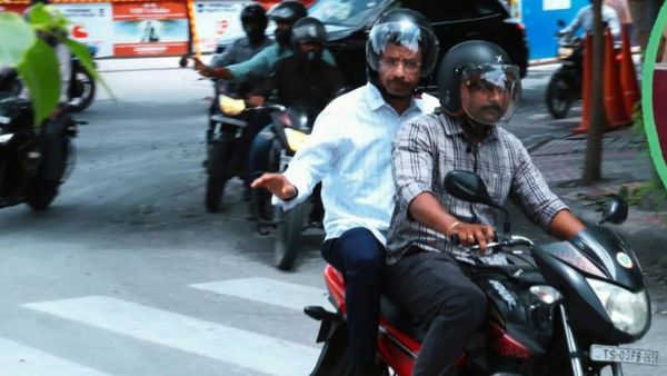 బైక్ పై హైదరాబాద్ సీపీ సజ్జనార్.. ఆ రోడ్డుపై రెండు రౌండ్లు.. ఎందుకంటే
