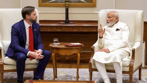 ప్రధాని మోదీకి జేడీ వాన్స్‌ ఫోన్.. భారత్-అమెరికా సంబంధాల్లో కొత్త ట్విస్ట్?