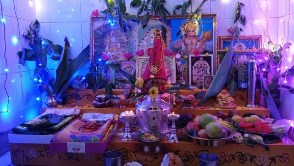 వరలక్ష్మీ వ్రతం ఎలా జరుపుకోవాలి? శాస్త్రం ఏం చెబుతోంది?
