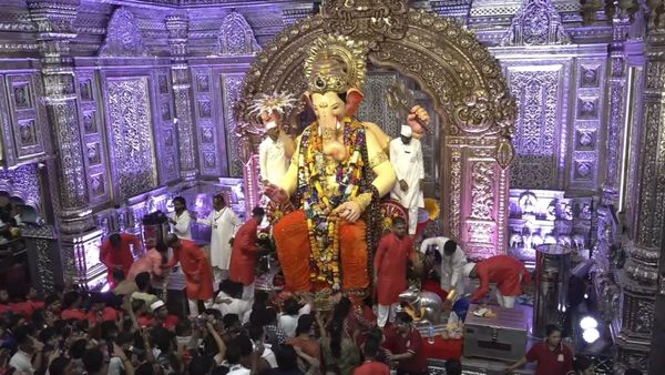 Lalbaugcha Raja: గణపయ్య హుండీలో కాసుల వర్షం. ఏకంగా రూ.3.18 కోట్లు..