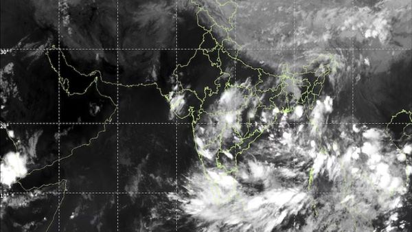 మరో 10 రోజుల్లో రుతుపవనాలు ఖతం! శాటిలైట్ చిత్రాలతో ఐఎండీ షాకింగ్ రిపోర్ట్
