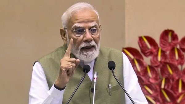 PM Rozgar Yojana: కొలువుల పండుగ! ఒక్కరోజే 51 వేల మందికి సర్కారీ ఉద్యోగాలు..