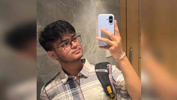 IIT Bombay Student Suicide: ఐఐటీ బాంబే విద్యార్థి సూసైడ్ కు అసలు కారణం ఇదే..? సంచలన విషయాలు బయటకు..