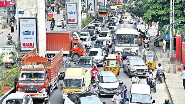 రోడ్డు ప్రమాదాల నియంత్రణకు, ట్రాఫిక్ కష్టాలకు చెక్ పెట్టేలా టీజీ-టీమార్స్ ప్రత్యేక బ్యూరో