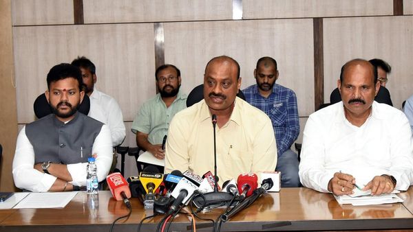 సుప్రీంలో బీసీ రిజర్వేషన్ల కేసు-ఢిల్లీలో ఏపీ మంత్రుల పాగా- లాబీయింగ్..!
