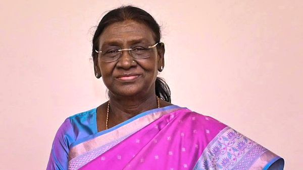 విజయవాడకు రాష్ట్రపతి ముర్ము- అమ్మవారి దర్శనం, మహిళలతో సమావేశం..!!