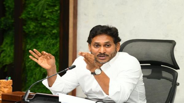 జగన్ తొలి సారి, బిగ్ డెసిషన్- వారికే సీట్లు.. కీలక ఆదేశాలు..!!