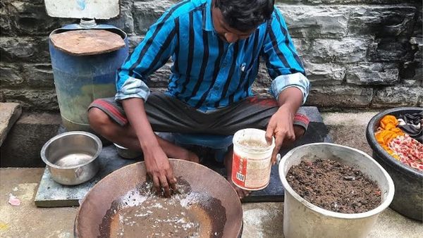 బంగారం వ్యాపారానికి ప్రొద్దుటూరు కేంద్రంగా ఎలా మారింది? ఈ ఊరిని రెండో ముంబై అని ఎందుకు అంటారు?