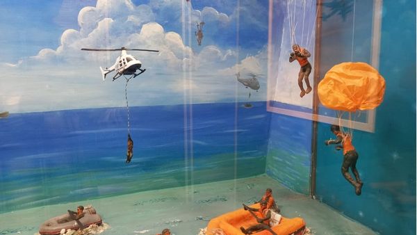 విశాఖపట్నం: సాగర తీరంలో టీయూ-142 యుద్ధ విమానం... దీని చూస్తే ఎందుకు ఉద్వేగం ఉరకలేస్తుంది?