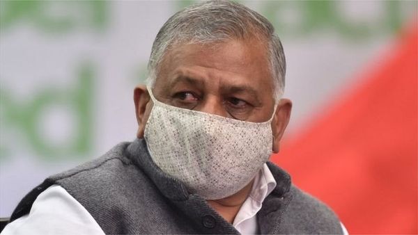 కోవిడ్: కేంద్ర మంత్రి సోదరుడికే ఆసుపత్రి బెడ్ దొరకలేదా.. వీకే సింగ్ ట్వీట్ వివాదం ఏమిటి