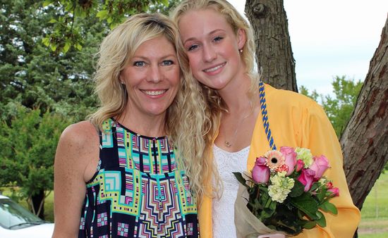 Mother's Day: మాతృ దినోత్సవాన్ని మొదలుపెట్టింది ఈమే.. దీన్ని రద్దు చేయాలని మొదట్లో డిమాండ్ చేసిందీ ఈమే