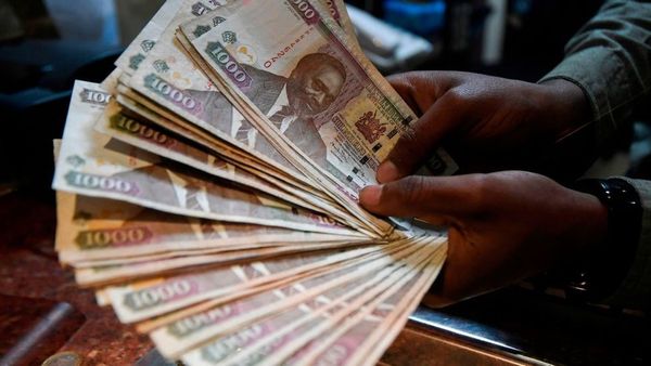 కెన్యా: 'నేను డబ్బు ఇవ్వకపోతే, వాళ్లు వచ్చి నా కిడ్నీ తీసుకుపోతారు'