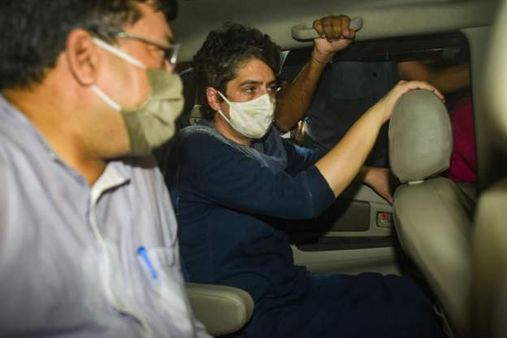 లఖీంపుర్ ఖీరీ: ‘జీపుతో రైతులను తొక్కించిన వారినెందుకు అరెస్ట్ చేయరు’- ప్రధాని మోదీకి ప్రియాంకా గాంధీ ప్రశ్న