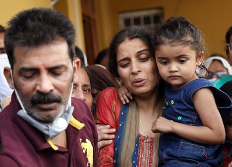 కశ్మీర్‌లో భయాందోళనల్లో హిందువులు.. శాంతి, భద్రతలపై ప్రభుత్వానివి ఉత్తి మాటలేనా?