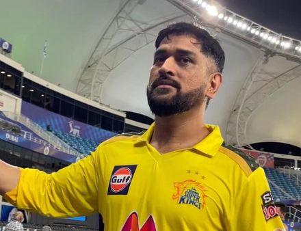 ఎంఎస్ ధోనీ చెన్నై సూపర్ కింగ్స్‌ను వదిలేస్తున్నారా? ఐపీఎల్ ఫైనల్ తర్వాత హర్షాభోగ్లేకు ధోనీ ఇచ్చిన సమాధానం ఏంటి?