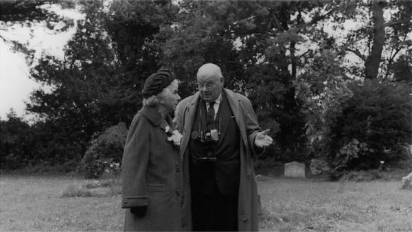 సీరియల్ కిల్లర్ డాక్టర్ ఆడమ్స్: ఆస్తి రాయించుకుని 132 మంది రోగులను చంపేశారని అభియోగం