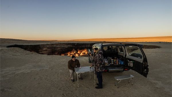 'గేట్ వే టు హెల్': ఈ అంతుచిక్కని రహస్య బిలాన్ని మూసివేయాలని తుర్క్‌మెనిస్తాన్ ఎందుకు యోచిస్తోంది