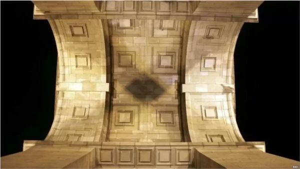 సుభాష్ చంద్రబోస్ జయంతి: బ్రిటిష్ చక్రవర్తి జార్జ్-5 విగ్రహాన్ని తొలిగించిన చోటే నేతాజీ విగ్రహ ఏర్పాటు