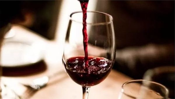 మద్యం తాగితే రిలాక్స్‌గా ఉంటుందని ఎందుకు చెబుతారు.. ఆ భావన ఎలా కలిగింది