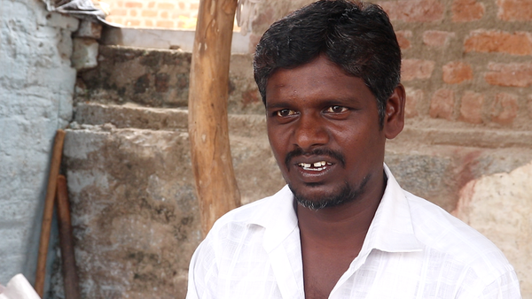 తెలంగాణ: అప్పులు తెచ్చి ఊరు బాగు చేసిన సర్పంచ్‌లు ఎందుకు కష్టాలు పడుతున్నారు?