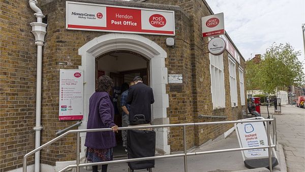 కాస్ట్ ఆఫ్ లివింగ్: ధరల పెరుగుదలతో నగదు చెల్లింపుల వైపు మళ్లుతున్న ప్రజలు