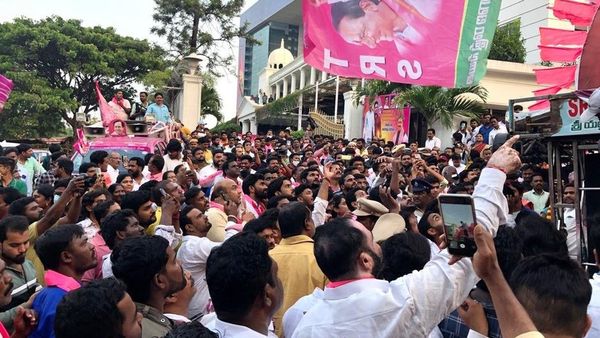 తెలంగాణ: మునుగోడు ఉప ఎన్నికలో టీఆర్ఎస్‌ను గెలిపించిన 5 అంశాలేంటి... మిగతా పార్టీలు సాధించిందేంటి?