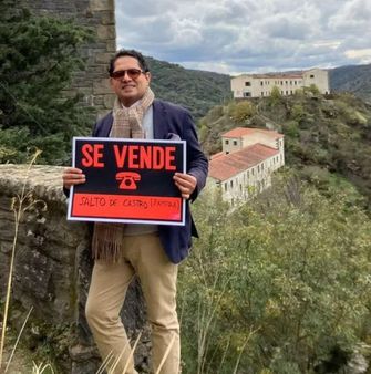 అమ్మకానికి ఊరు.. ధర రూ.2 కోట్లు.. స్పెయిన్‌లో బంపర్ ఆఫర్