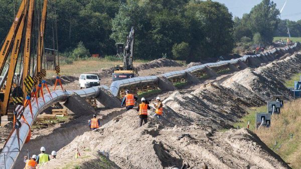 ఎల్ఎన్‌జీ అంటే ఏమిటి? యూరప్ ప్రజలకు అది ఎందుకంత కీలకంగా మారింది?