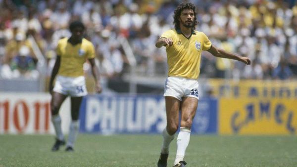 సోక్రటీస్: ప్రపంచంలోనే అత్యుత్తమ ఫుట్‌బాల్ ఆటగాడు.. ప్రపంచ కప్ గెలవలేకపోయాడు