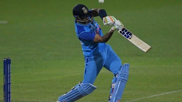 సూర్యకుమార్‌, రాహుల్ ద్రవిడ్‌లు ఇలా మాట్లాడుకోవడం ఇంతకు ముందు చూసి ఉండరు.. అసలేం జరిగిందంటే..