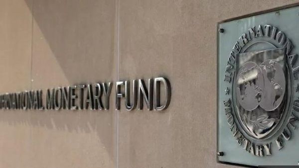 పాకిస్తాన్ ఆర్ధికంగా దివాలా తీస్తుందా, చేతిలో డాలర్లున్నా ఖర్చు చేయలేని స్థితిలో ఎందుకు పడింది?