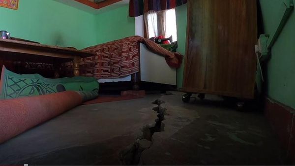 జోషిమఠ్‌: ఎందుకు కుంగిపోతోంది? జనం ఎందుకు ఇళ్లు వదిలి పోతున్నారు?