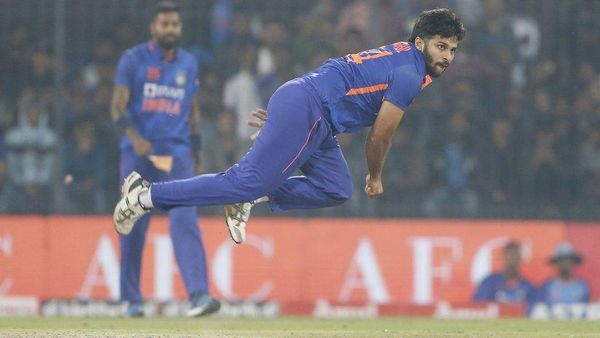 శుభ్‌మన్ గిల్: మ్యాచ్ మ్యాచ్‌కు దూకుడు పెంచుతున్న యువ క్రికెటర్