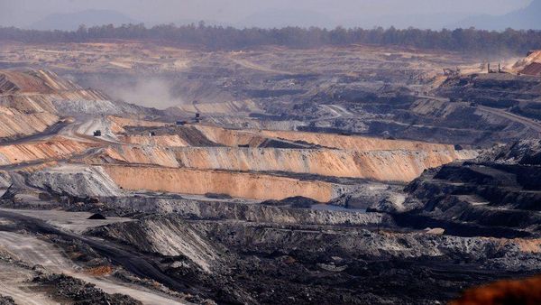 అదానీ గ్రూప్‌ బొగ్గు గనికి వ్యతిరేకంగా ఛత్తీస్‌గఢ్‌లో గిరిజనులు ఏడాదిగా ఎందుకు నిరసనలు చేస్తున్నారు?