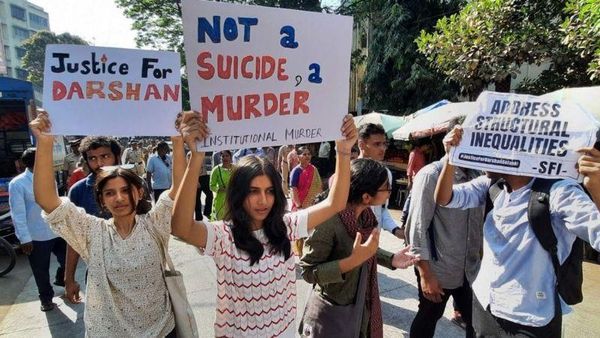 దర్శన్ సోలంకి: ఐఐటీ బాంబేలో దళిత విద్యార్థి ఆత్మహత్యపై మధ్యంతర నివేదికలో ఏముంది?