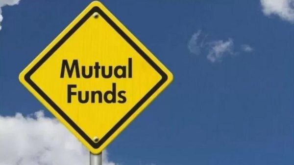 స్టాక్ మార్కెట్‌ ద్వారా తక్కువ కాలంలో ధనవంతులు కావొచ్చా? ఇందులో నిజమెంత?