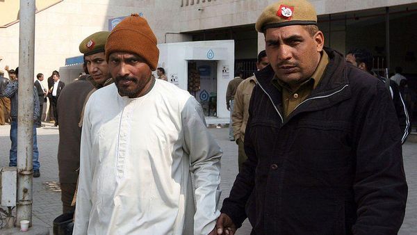 ‘ఒకే కుటుంబంలో 11 మంది మరణం’.. ఇలాంటి మర్డర్ స్టోరీలు సమాజంపై ఎలాంటి మానసిక ప్రభావం చూపుతున్నాయి