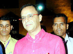 Vidhu Vinod Chopra Vidhu Vinod Chopra