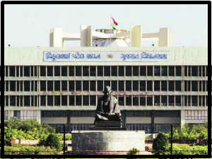gujarat-assembly-house gujarat-assembly-house