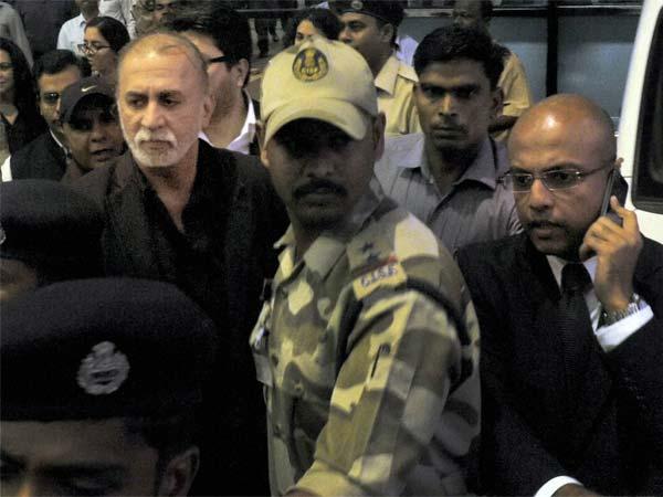 tarun-tejpal-used-to-supply-call-girls tarun-tejpal-used-to-supply-call-girls