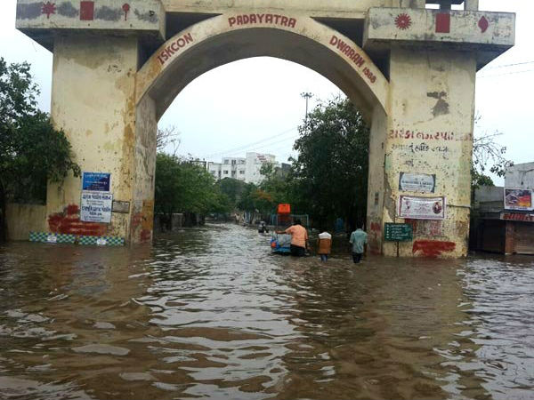 dwarka-rain dwarka-rain