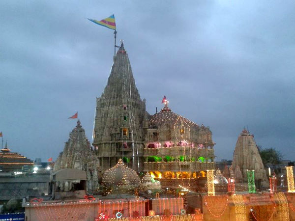 dwarkadhish-temple