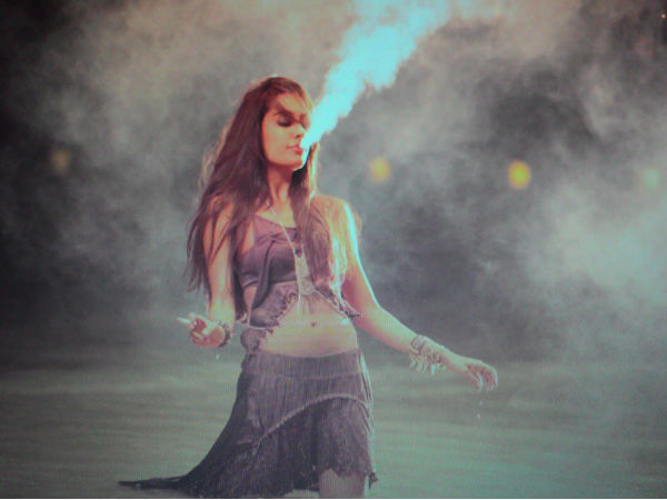 the-shaukeens-lisa-4 the-shaukeens-lisa-4