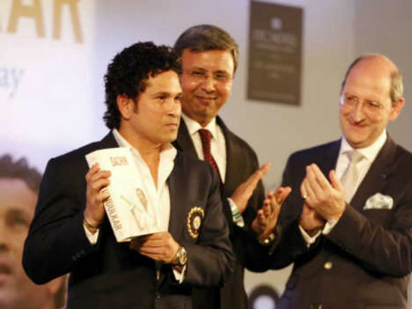 sachin-tendulkar-honoured-by-guinness-world-records-1 sachin-tendulkar-honoured-by-guinness-world-records-1