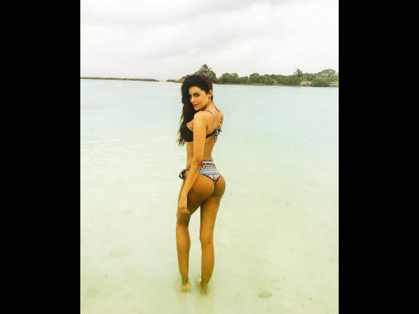 gizele thakral gizele thakral